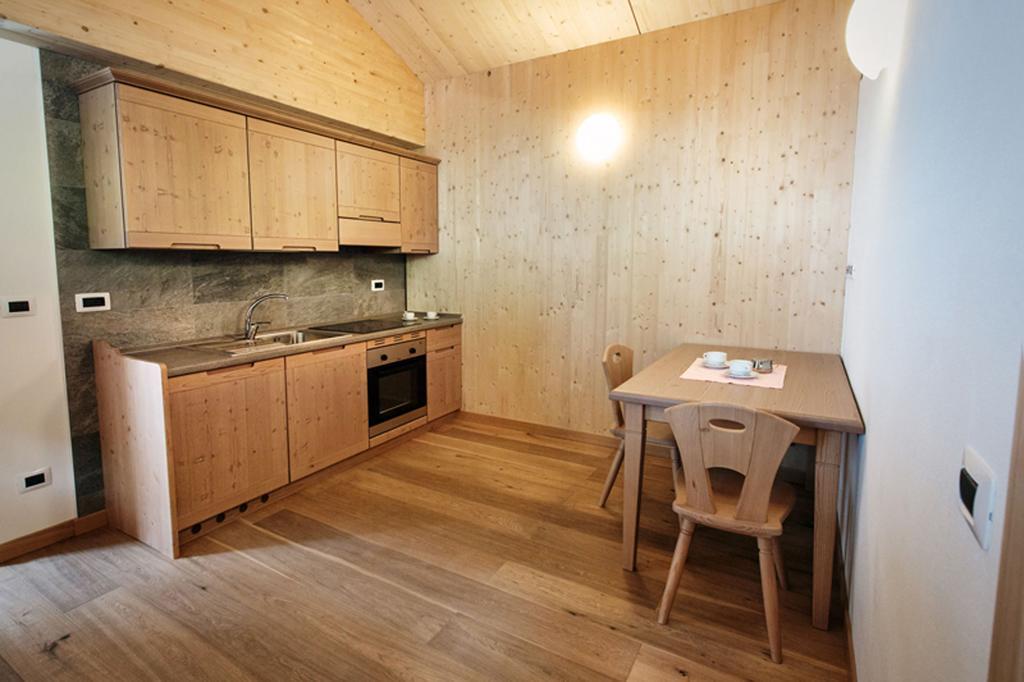 La Marmote Albergo Diffuso Di Paluzza Ronc Δωμάτιο φωτογραφία